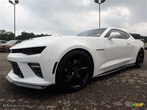 Summit White Chevrolet Camaro Ss Coupe Exterior Photo