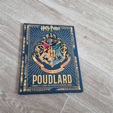 Harry Potter Poudlard Comme Neuf Vinted