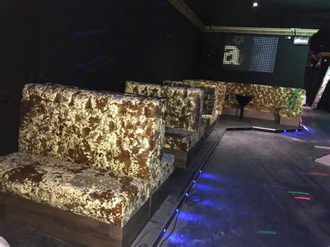 Riviera Club - Bolton - Booth Seating