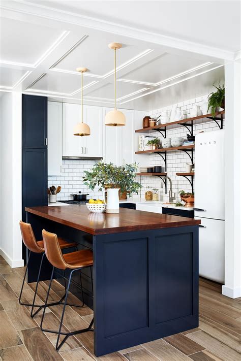 13 Color Schemes to Give Your Small Kitchen Big Style