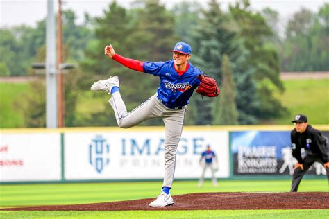 New Faces Lead The Charge For The Hot Tots Against The Larks Minot