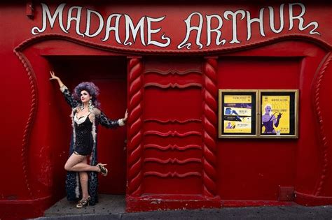 Madame Arthur Une Soirée Dans Le Plus Queer Des Cabarets Parisiens