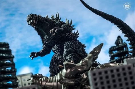 Godzilla 2002 Vs Kiryu Godzilla Fan Art Toy Photography By Harold Ruiz Godzilla Godzilla