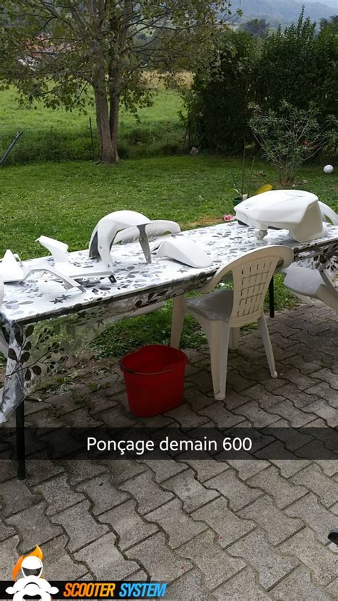 Derbi GPR 50 Nude Red Bull