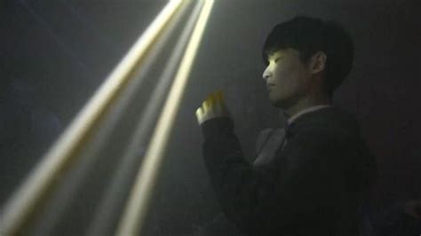 Big Bang K Pop Star Quits Showbiz Amid Sex Bribery Claims BBC News