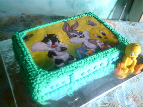 Vieira'S Bolos e Tortas: CaKe, baby looney tunes....