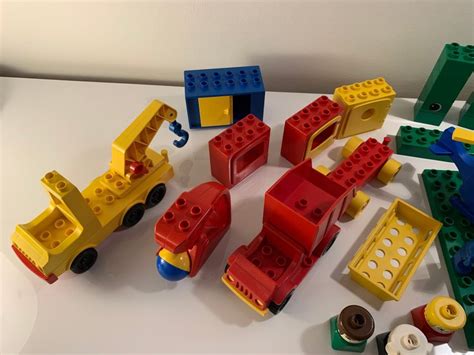 Se produkter som liknar LEGO Duplo Fordon figurer på Tradera