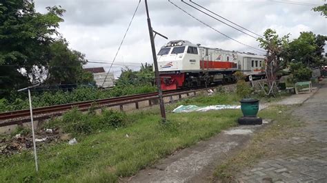 KA Parcel Tengah Dari JAKG Berangkat Stasiun Tulungagung YouTube