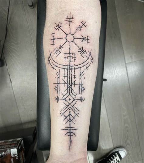 Norse Runic Tattoos INK361 - The Instagram web interface | Tato