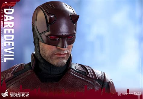 SNEAK PEEK Daredevil Hot Toys Figure