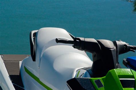 How To Dock A Jet Ski - AERE Docking Solutions