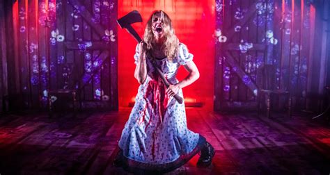 Review LIZZIE Southwark Playhouse Everything Theatre