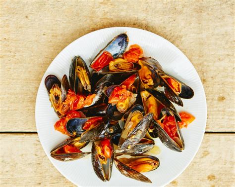 Mosselen In Tomatensaus Italiaans Recept