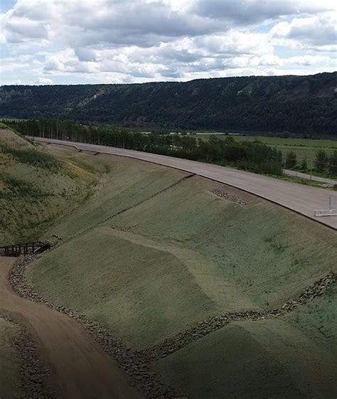 MOTI/BC Hydro – Highway 29 - Cache Creek West Grading and Paving - IDL ...
