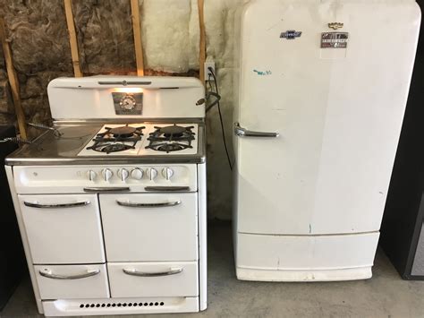 High End Stoves - Your Recommendations!!! (glass, lights, price, square