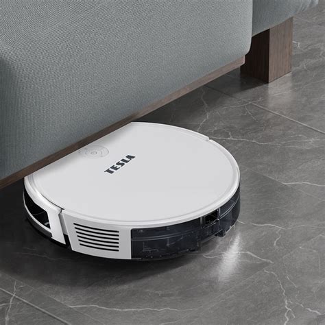 TESLA RoboStar iQ400 Plus - white | roboticky-vysavac.cz