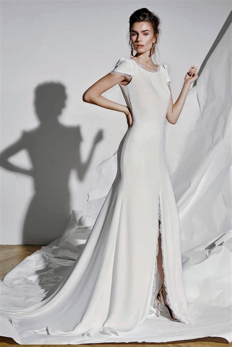 Brudekjole Kollektion É t o i l é Lookbook - Couture Stuen