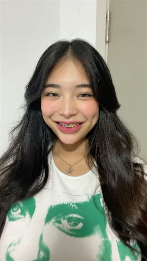 TikTok Instagram Emme Emmepnp Ig Rainbowenergybar Nude Photo The Fappening