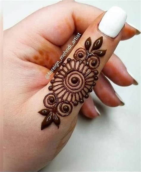 Pin Van Poojitha Revunuru Op Mehndi Designs Henna Patronen Henna