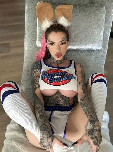 Inked Hot Pornstar Chantal Danielle F8HmBZnbIAATgwZ Large Porn