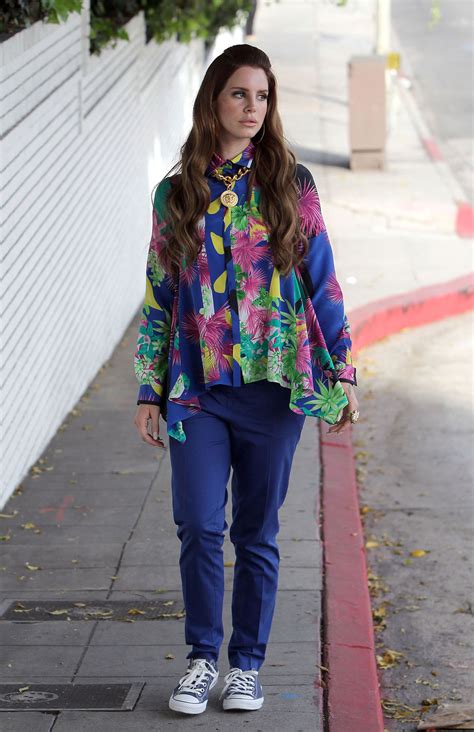 Model Upg Lana Del Rey Hot At The Versace Photoshoot In West Hollywood