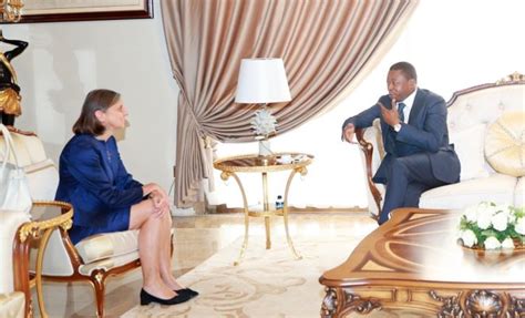 En Fin De Mission Au Togo Lambassadeur De France Jocelyne Caballero