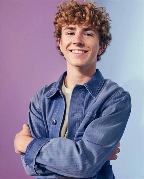 walker scobell   percy jackson percy jackson   olympians