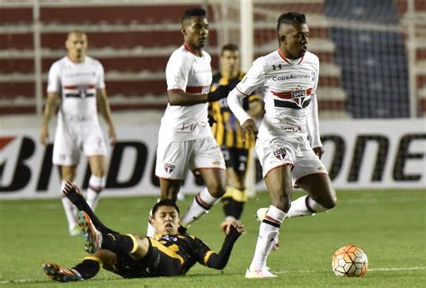 The Strongest X Sao Paulo 2016 Logistica La Paz - Fotos: Libertadores: The Strongest x São Paulo - 21/04/2016 - UOL Esporte