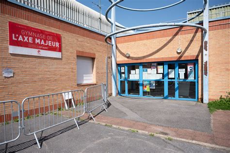 Ville de Cergy - Gymnase de l'Axe Majeur - Circulations | Film France