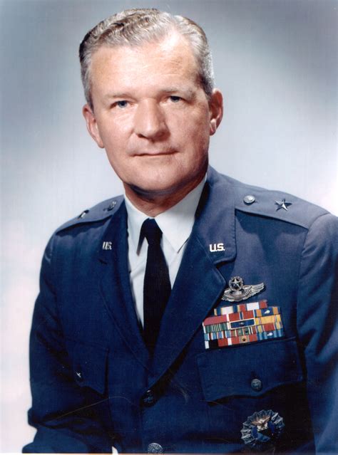 Air Force legend passes away at 86 > Air Force > Article Display