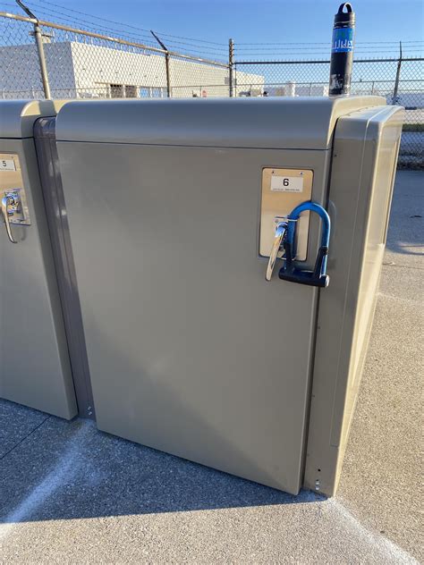 My workplace installed bike lockers. : r/bikecommuting
