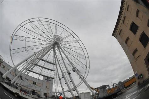 La ruota panoramica da oggi torna a calata Gadda biglietto a metà