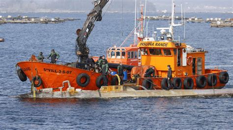 英人の単車魂 スペインでナルコス潜水艦が目撃され、脅威に