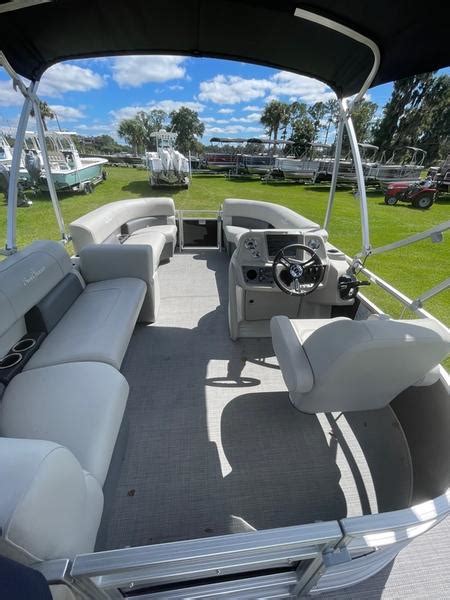 2024 Sunchaser Vista 16 Lr Pontoon Millers Marine