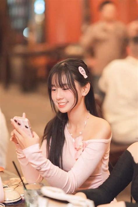 H Ng Thu Xinh Nh Hot Girl Ng L T M T C A L H I B O Tri Th C Cu C S Ng