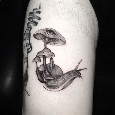 Gin Mushroom Snail Tattoo Mushroom Tattoos Body Art Tattoos Tattoos