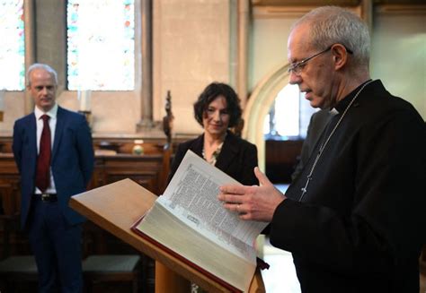 Couronnement De Charles Iii Une Cérémonie Religieuse Entre Tradition