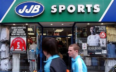 retailers  battle  jjb closures