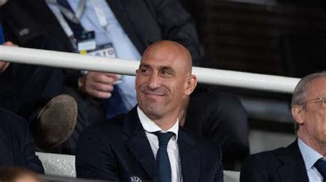 Luis Rubiales Si Dimette Da Presidente Della Federcalcio Spagnola Dopo