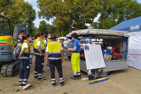 Esiste Una Divisa Della Protezione Fuqarolikmi Cytadino Ma Lumotlari