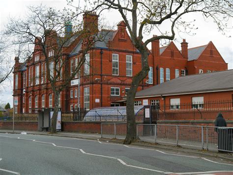 Crumpsall Lane Primary School © David Dixon Geograph Britain And Ireland