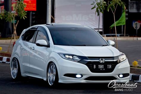 Modifikasi Honda Hrv Hitam Steven Rampling