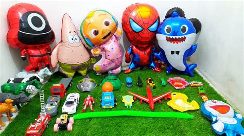 Menemukan Harta Karun Balon Karakter Mobilan Permen Yupi Baby Shark