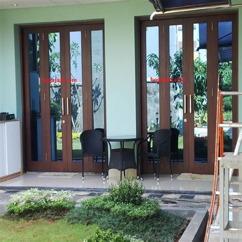 Inspirasi Spesial 37 Pintu Lipat Kaca Frame Kayu