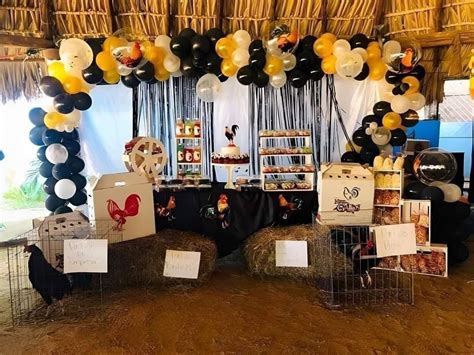 Fiesta De Gallos Sunflower Birthday Parties Farm Themed Birthday