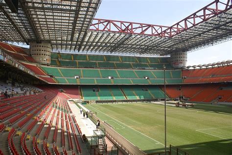 Lo Stadio San Siro Il Tempio Del Calcio Milanese