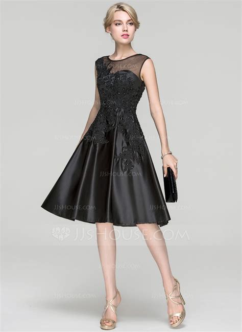 A Line Princess Scoop Neck Knee Length Satin Cocktail Dress