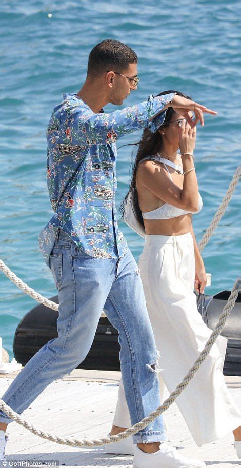 Kourtney Kardashian And Younes Bendjima Cosy Up In Cannes Artofit