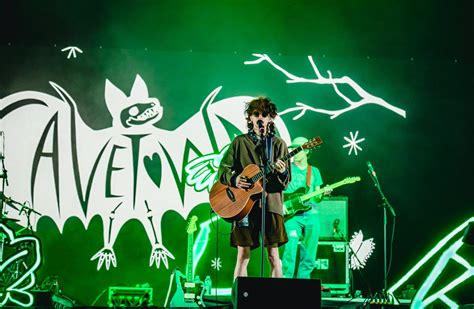 Cavetown Is Teasing A New Track ‘1994 Dork