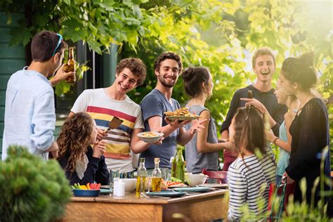 Guide To Hosting The Best Backyard Party